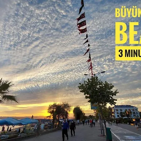 Red Heaven - 3mins To Beach & Metrobus Homestay szállás *